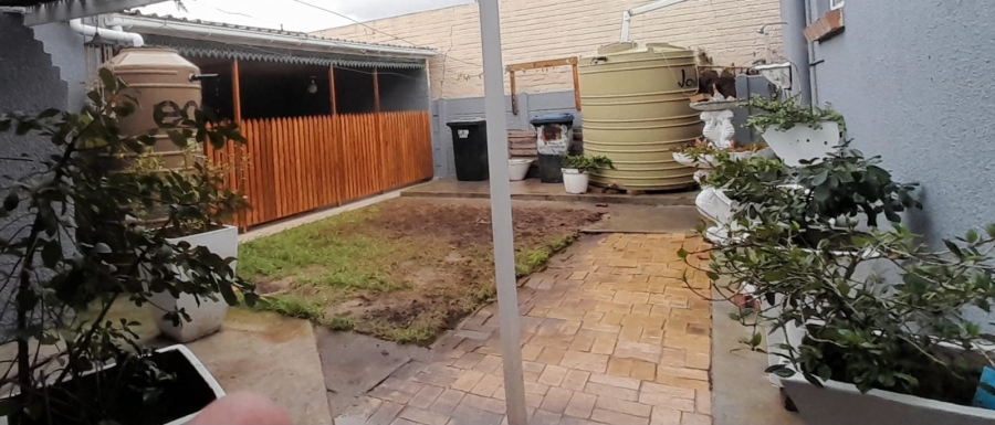 4 Bedroom Property for Sale in Gordon Strand Estate Western Cape